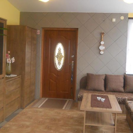 U Derca Apartment Gniezdzewo Bagian luar foto