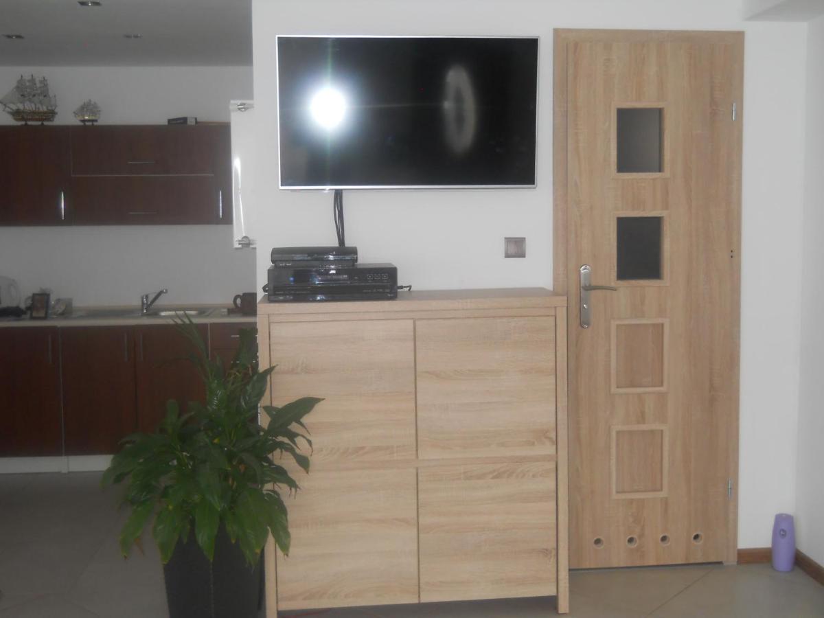 U Derca Apartment Gniezdzewo Bagian luar foto