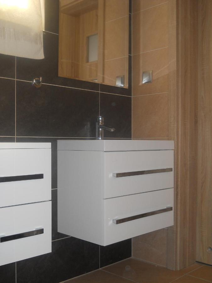 U Derca Apartment Gniezdzewo Bagian luar foto
